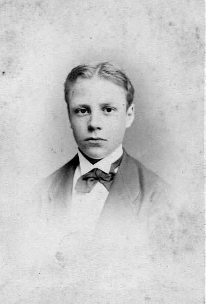 resized_redvelvet_p30A=Henry G Schaefer.jpg